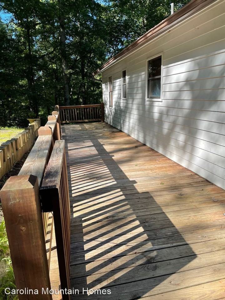 563 Evans Hollow Rd - Photo 2 of 12