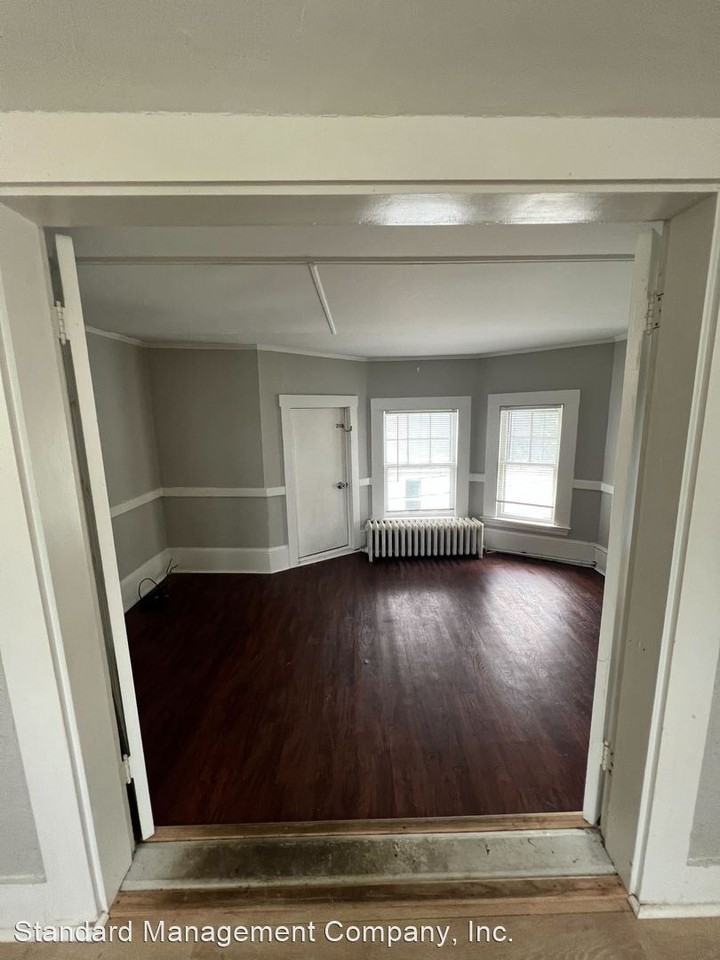 26 Sewall St - Photo 3 of 8