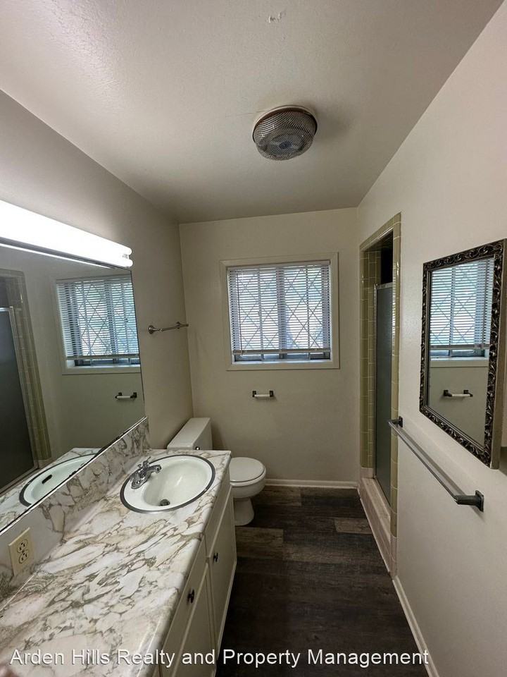 Latham Bluebell  Bluebell Duplex - Photo 3 of 8