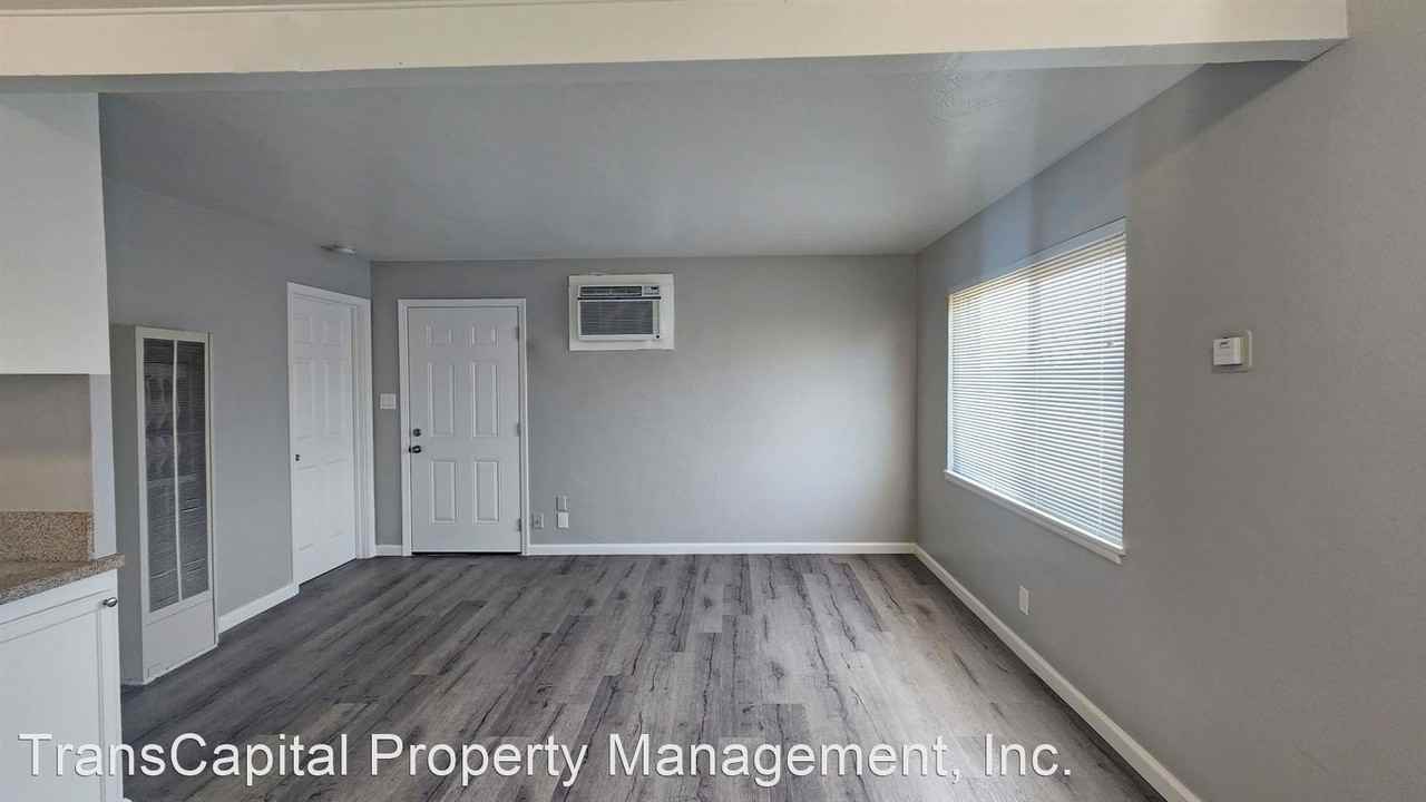 2421 Marconi Ave - Photo 3 of 20