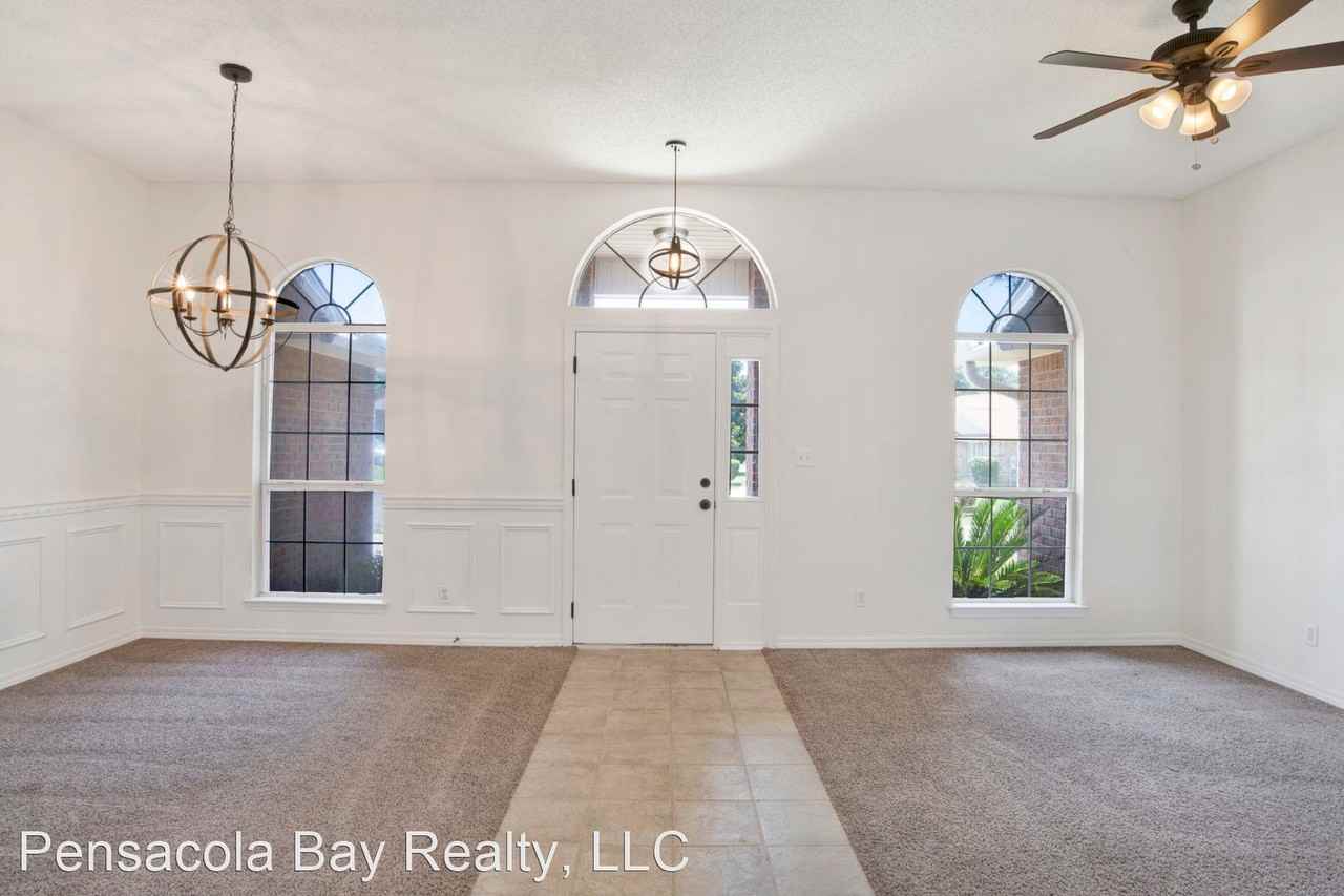 7254 Tannehill Dr - Photo 2 of 18