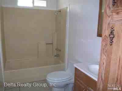 144 Creekside Cir - Photo 3 of 7