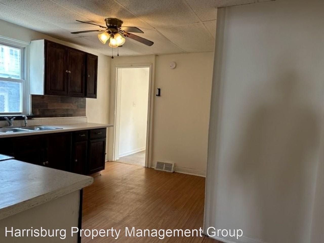 308 S 10th St - Photo 3 of 12