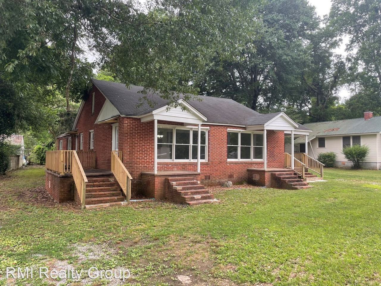 1711 4th Ave N - Photo 3 of 24