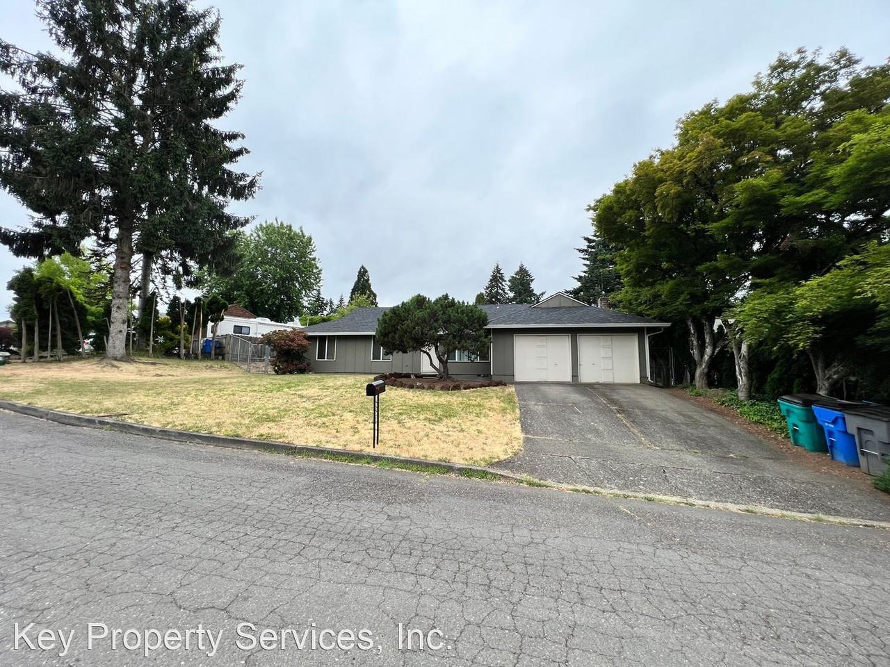 1206 Ne 86th Ave - Photo 2 of 26