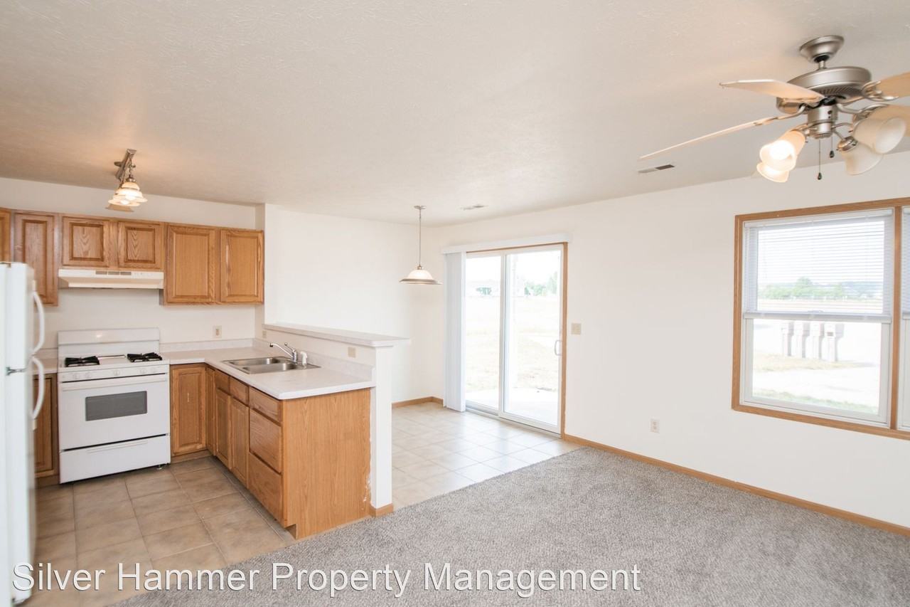 12051 Eastpoint Court - Photo 2 of 27