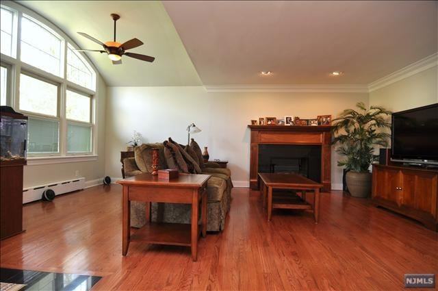 102 Franklin Tpke - Photo 3 of 14
