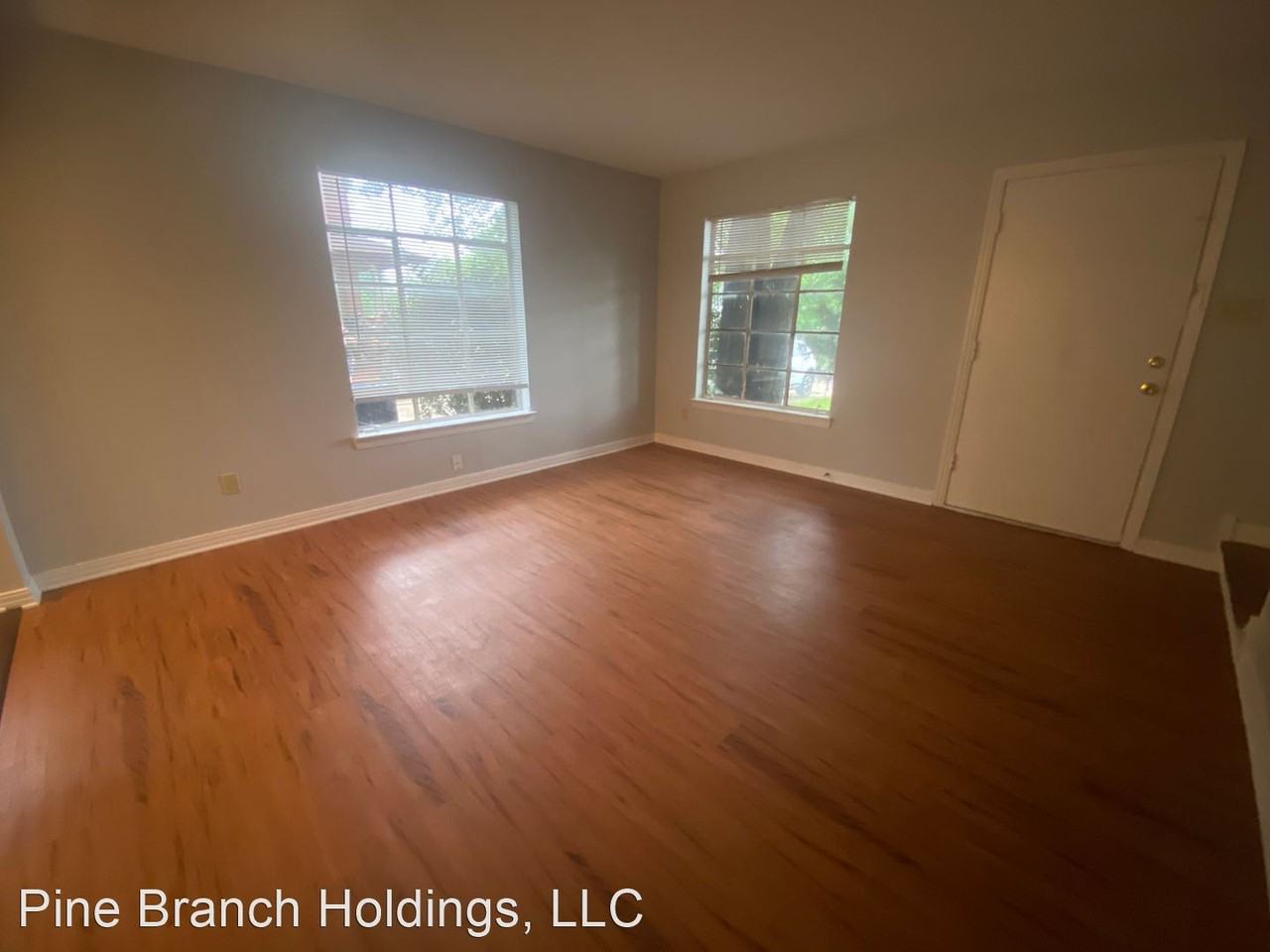 151 Hubbard Dr - Photo 2 of 10