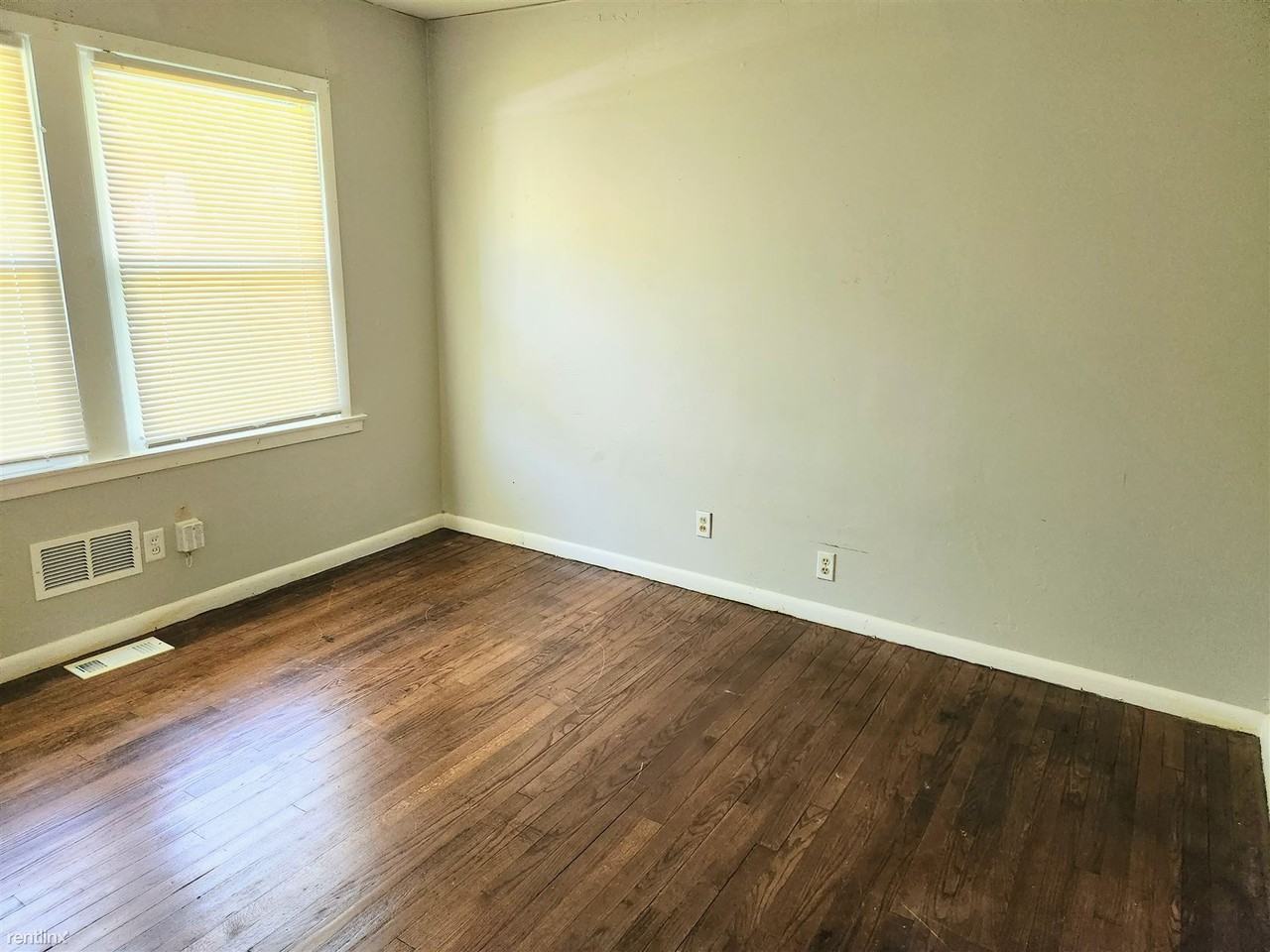 1415 S Franklin Ave - Photo 3 of 6
