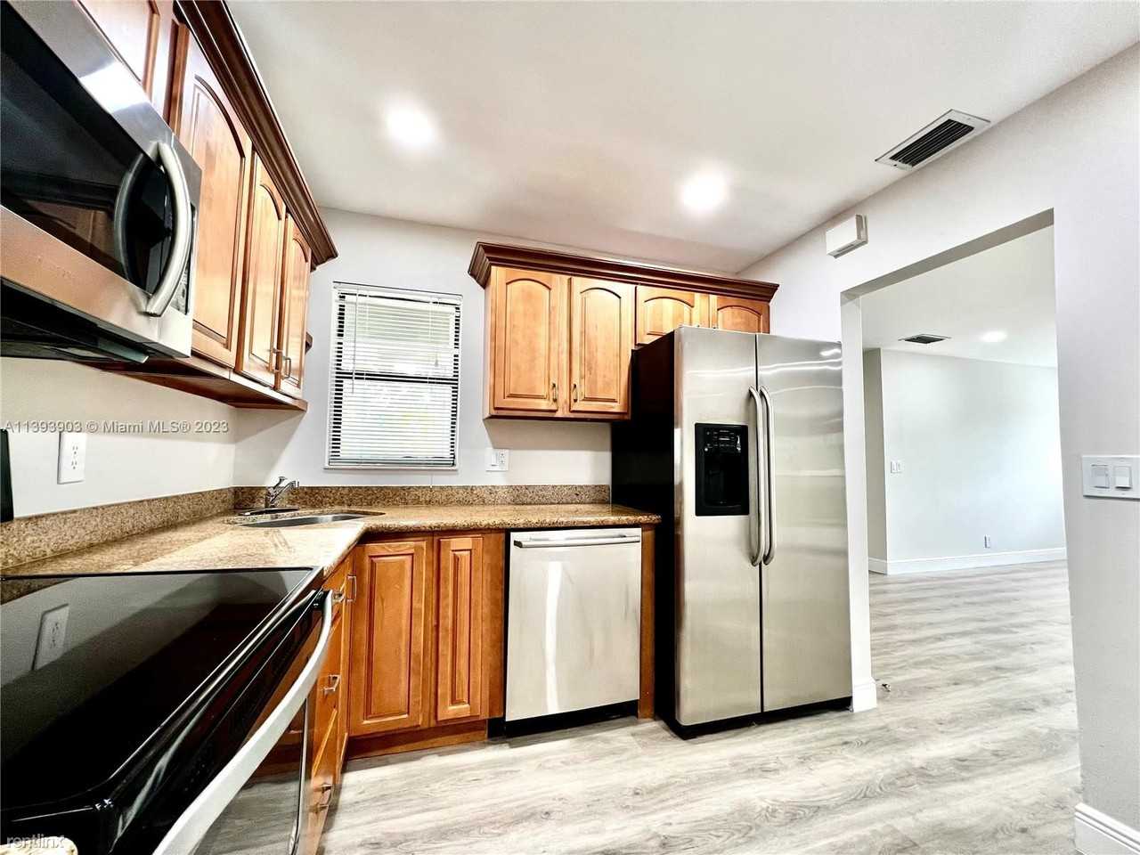 3479 Cocoplum Cir #3440