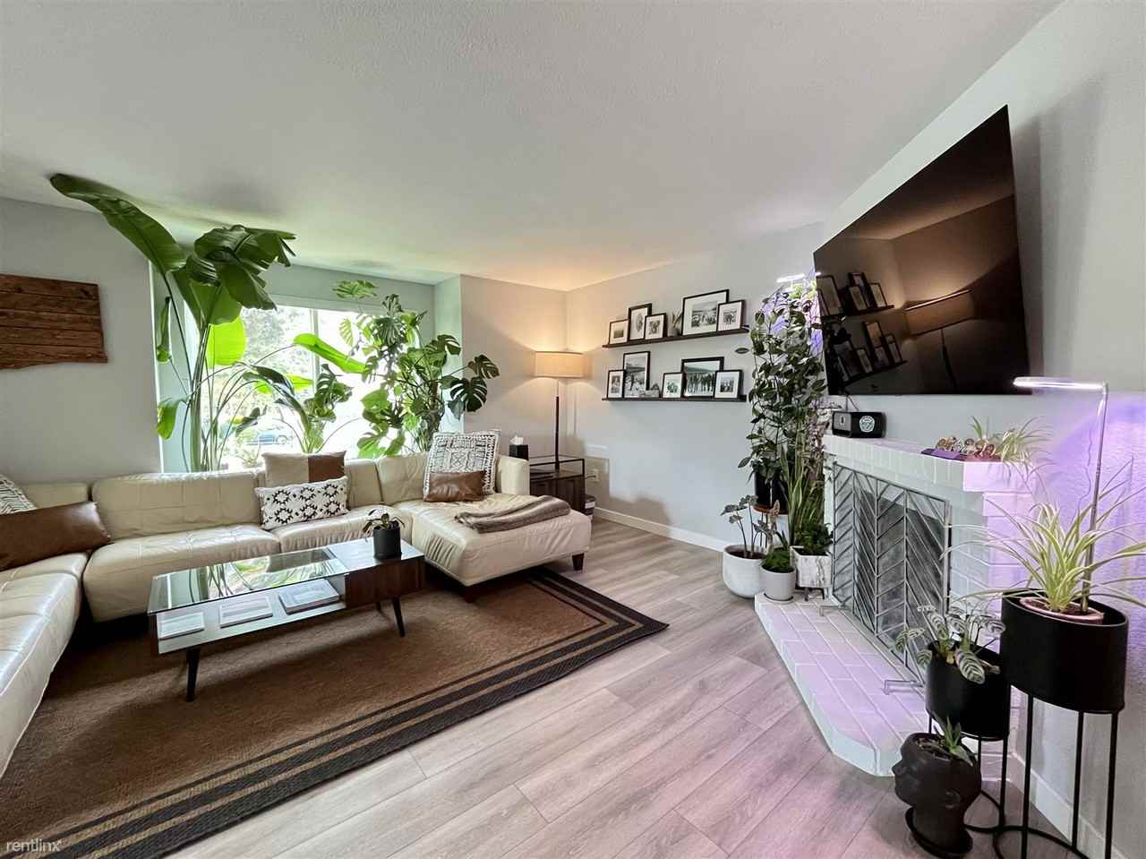 3715 S 182nd St - Photo 3 of 23