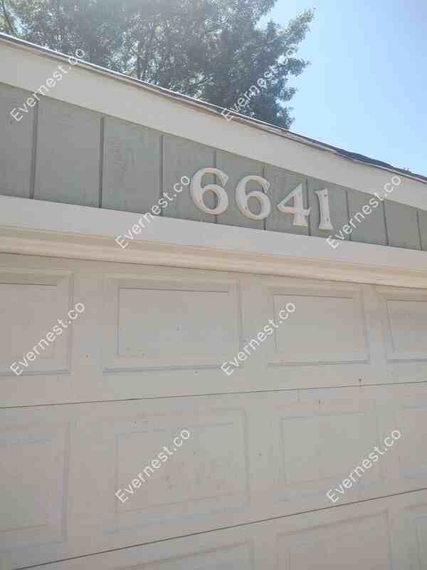 6641 Ne 49th St - Photo 2 of 24