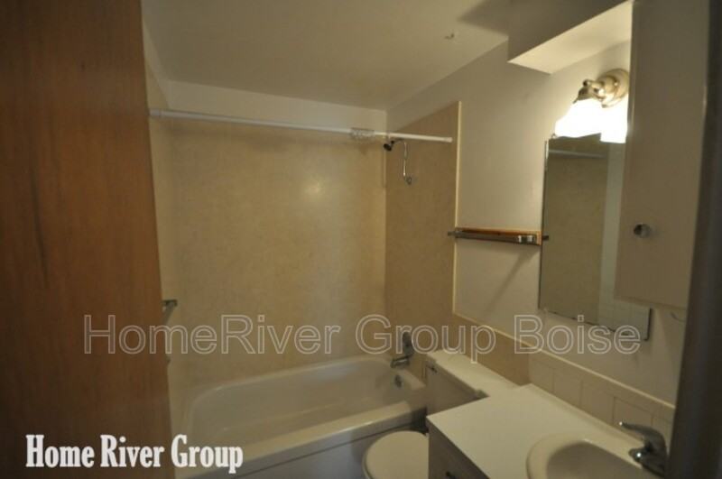 2211 N Raymond St - Photo 7 of 16