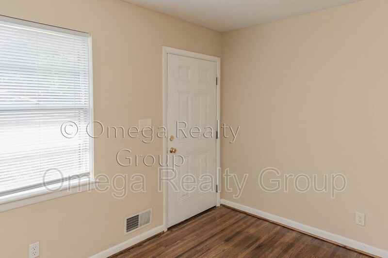 7716 Michael Cir - Photo 5 of 32