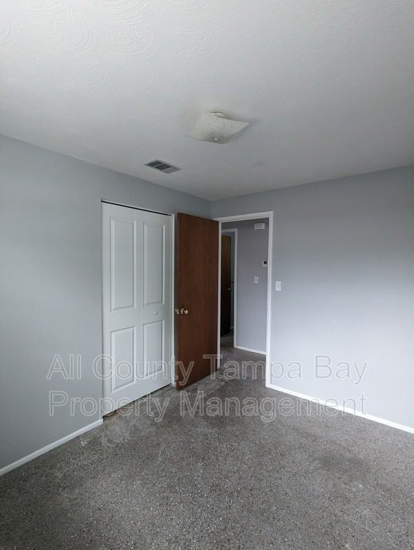 6021 W Hanna Ave - Photo 6 of 15