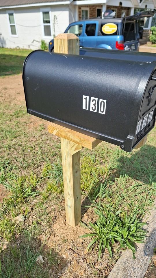 130 Irwin St - Photo 2 of 10