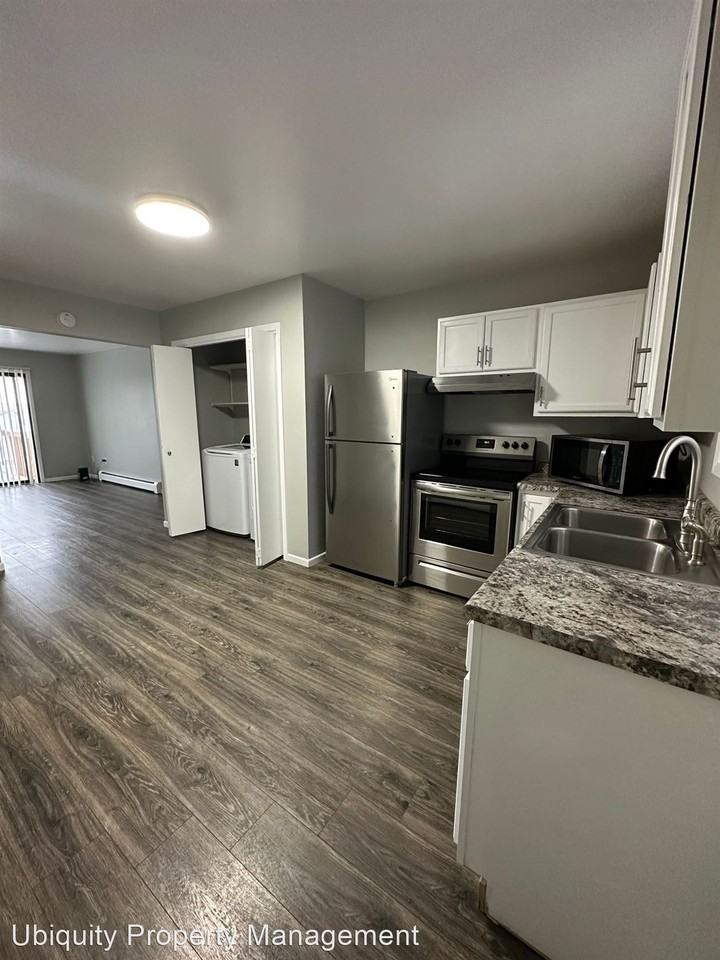 2 Bdm 1B Beautifully Updated - Photo 2 of 10