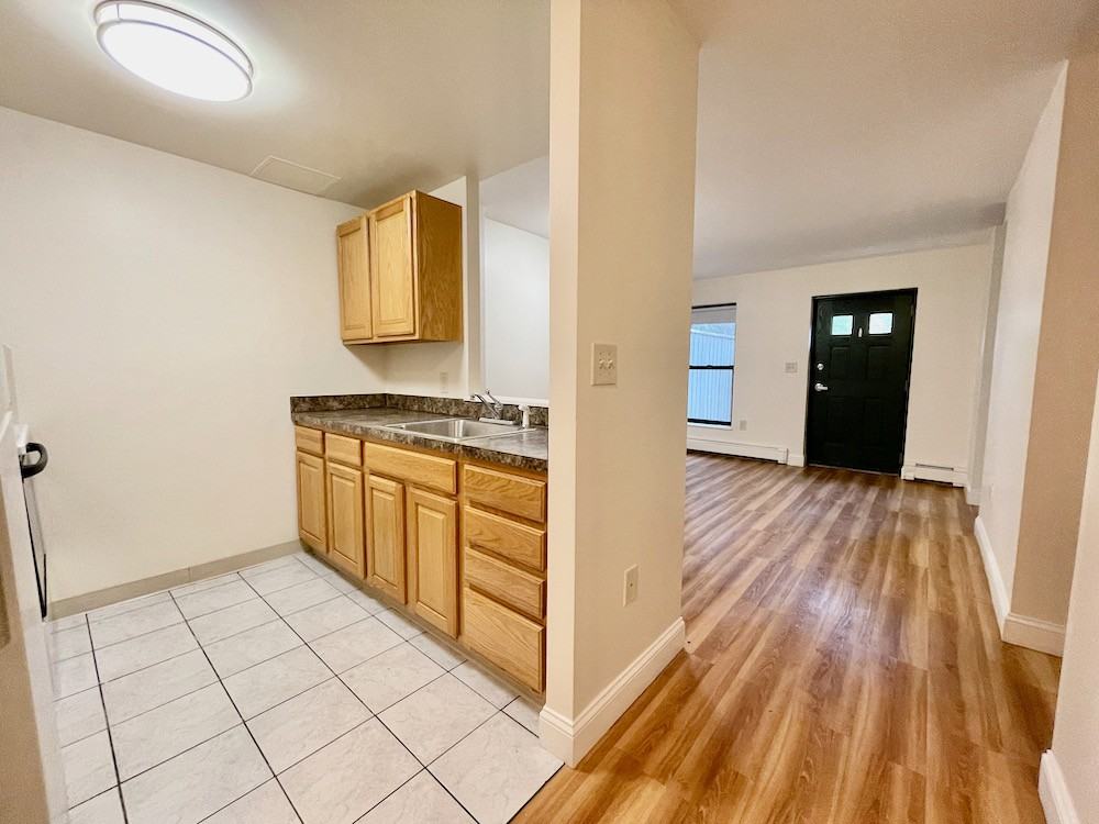 403 Massachusetts Ave #1