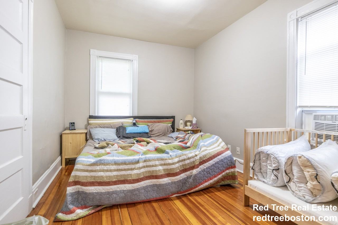 18 Howes St #1 - Photo 2 of 8