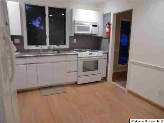 15 Chestnut Dr - Photo 2 of 14