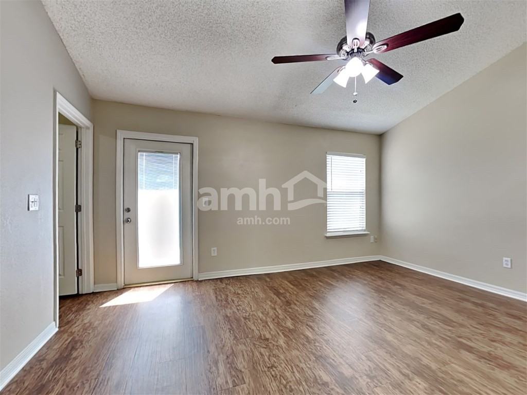 1757 Chandelier Cir E - Photo 2 of 13