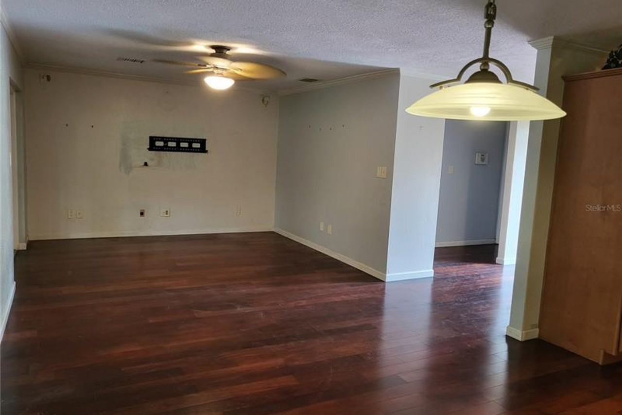 10805 William and Mary Ct - Photo 3 of 10