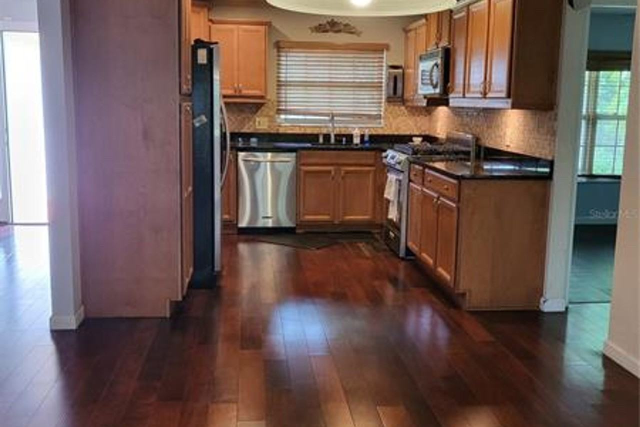 10805 William and Mary Ct - Photo 2 of 10