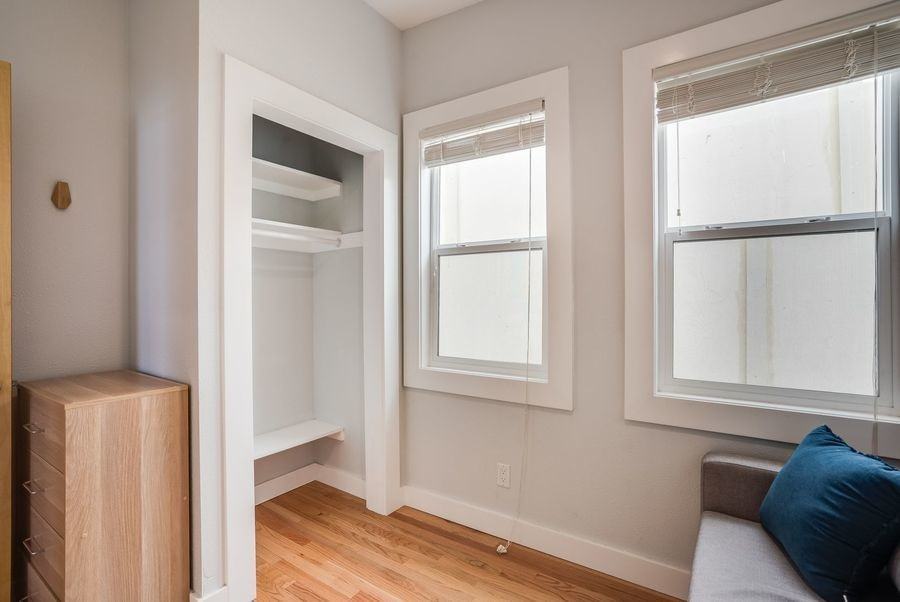 472 3rd St #04 - Photo 2 of 25