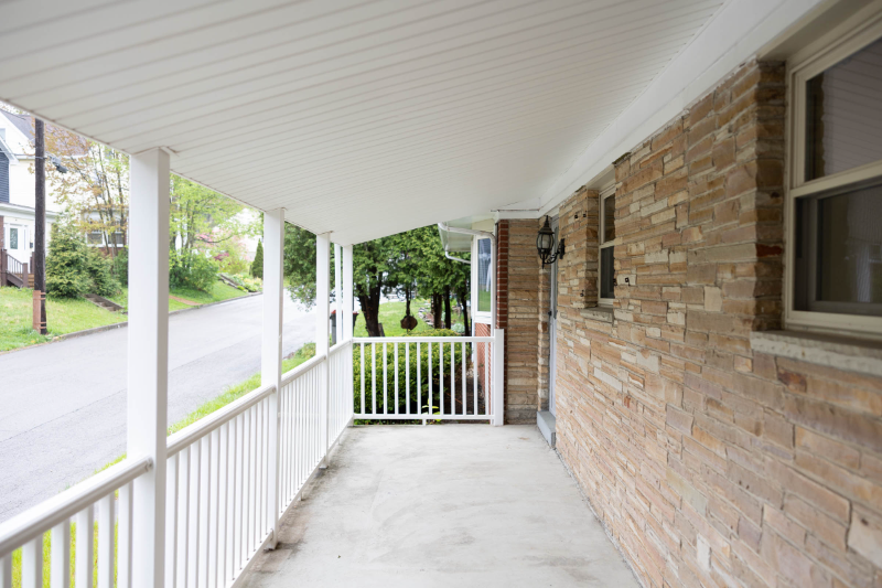 1404 9th Ave #1 - Photo 3 of 21