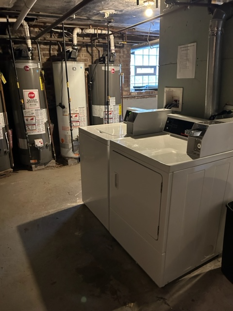 2037 North Kildare Avenue - Photo 2 of 4