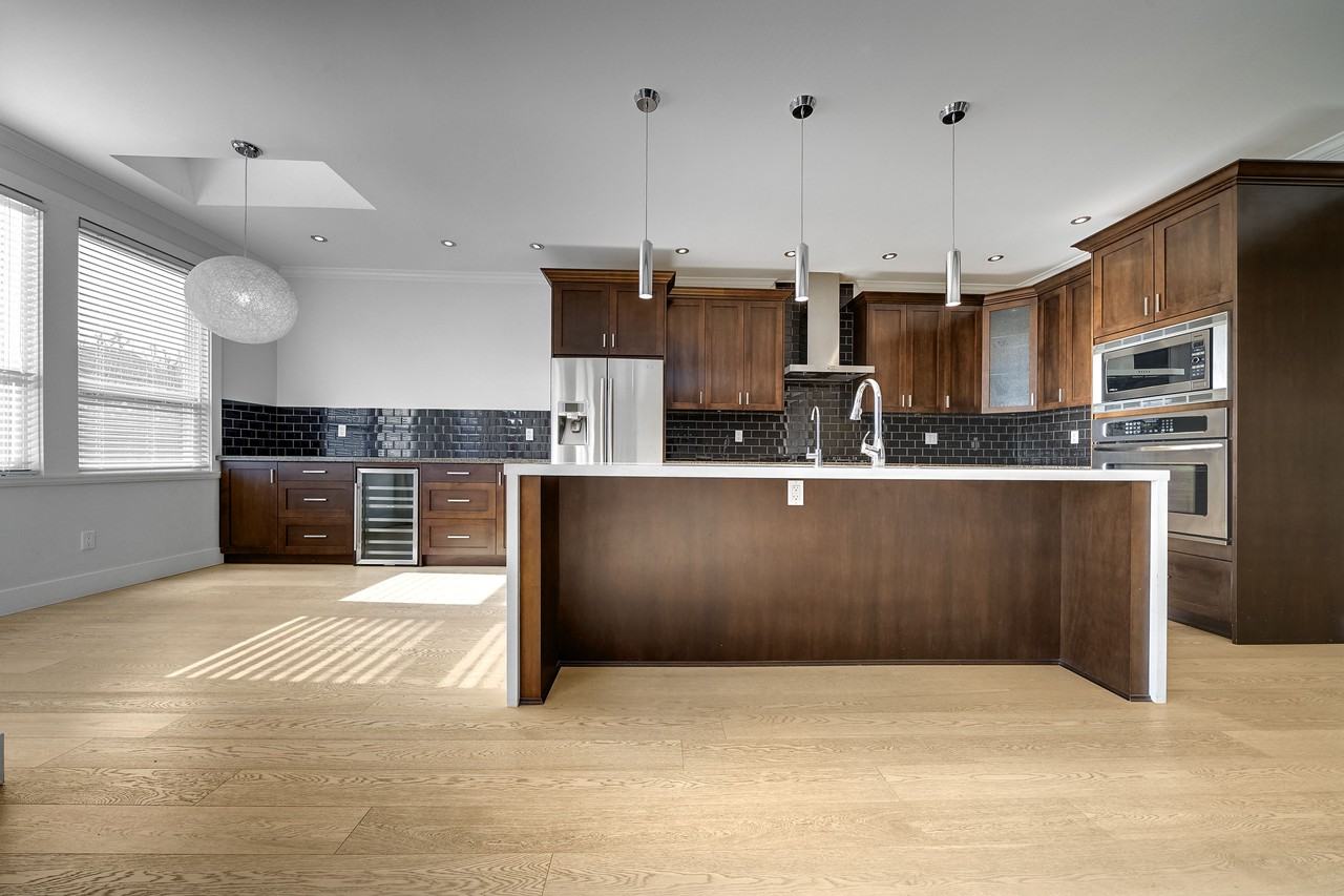 Garry St & Railway Ave - Photo 4 of 20