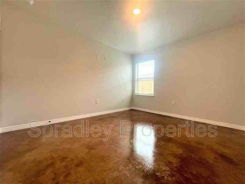 1003 Sparrow Cv Unit B - Photo 4 of 9