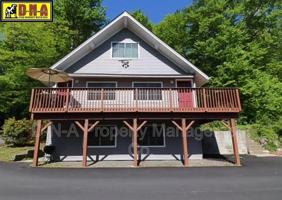 featured image of 108 3rd St #31