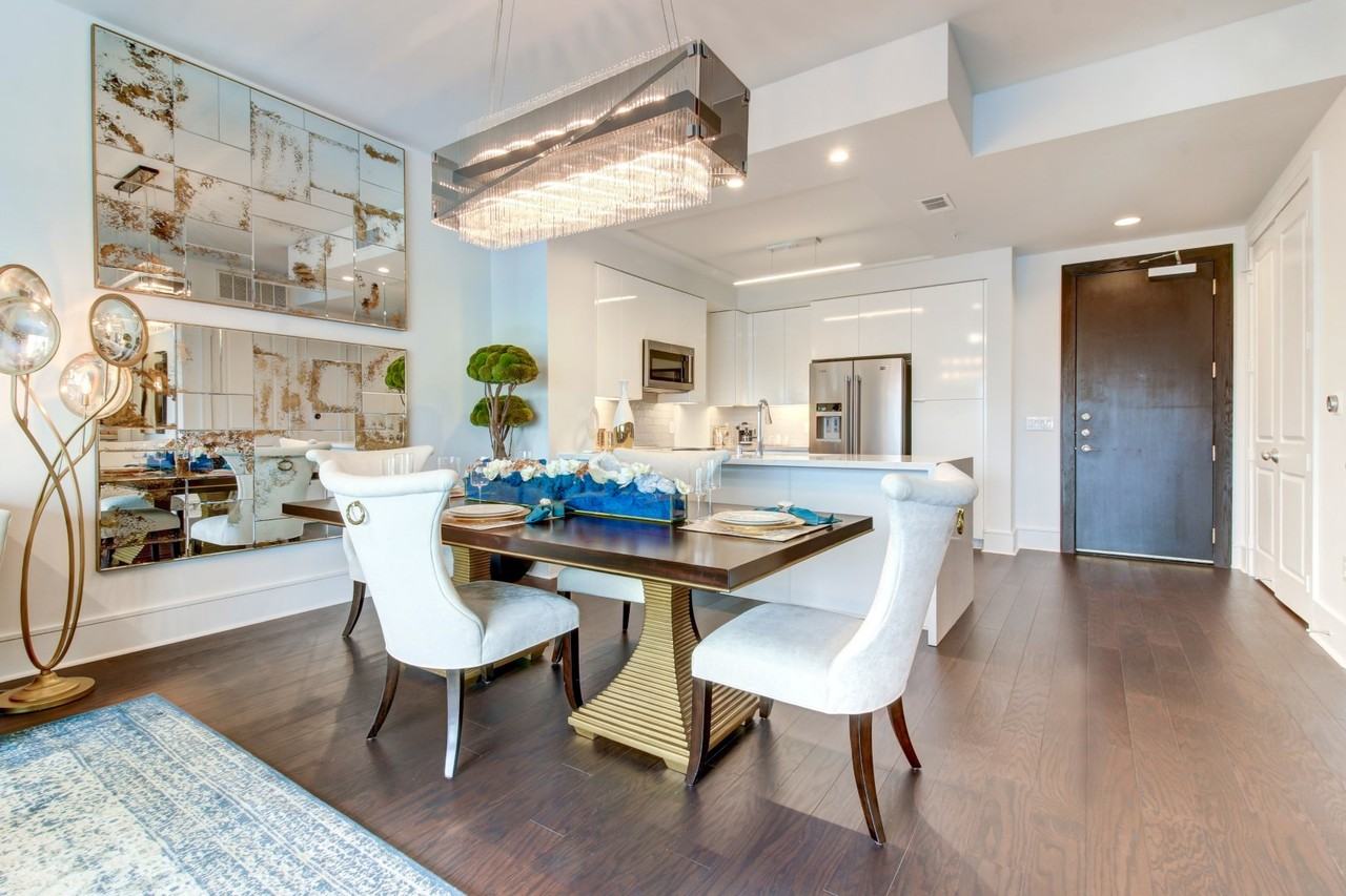 Cirque Residences - Photo 5 of 31