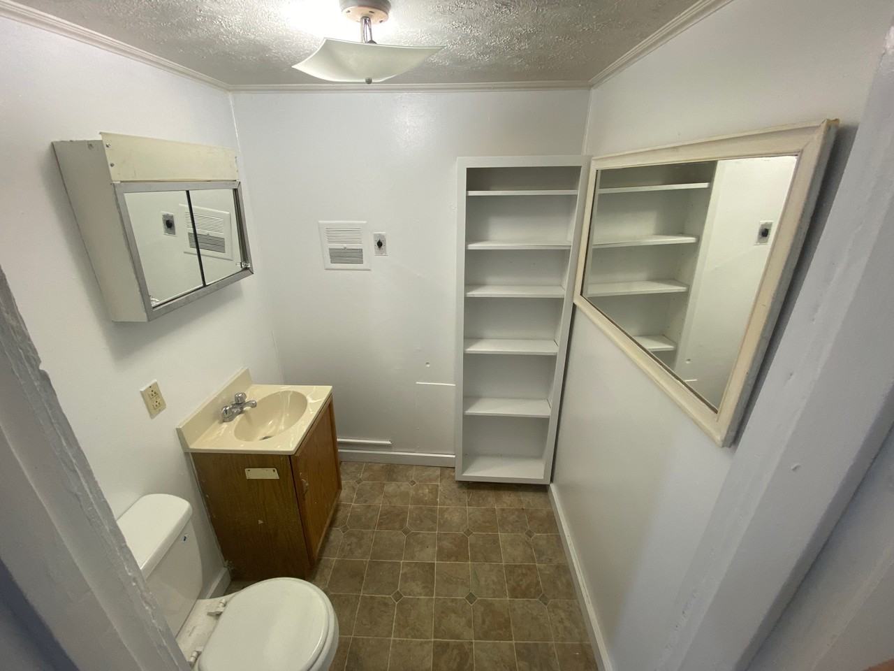 125 Fayette St #A - Photo 3 of 6