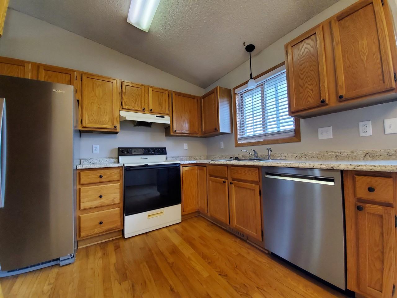 3828 9th Ave Sw #1 - Photo 5 of 21
