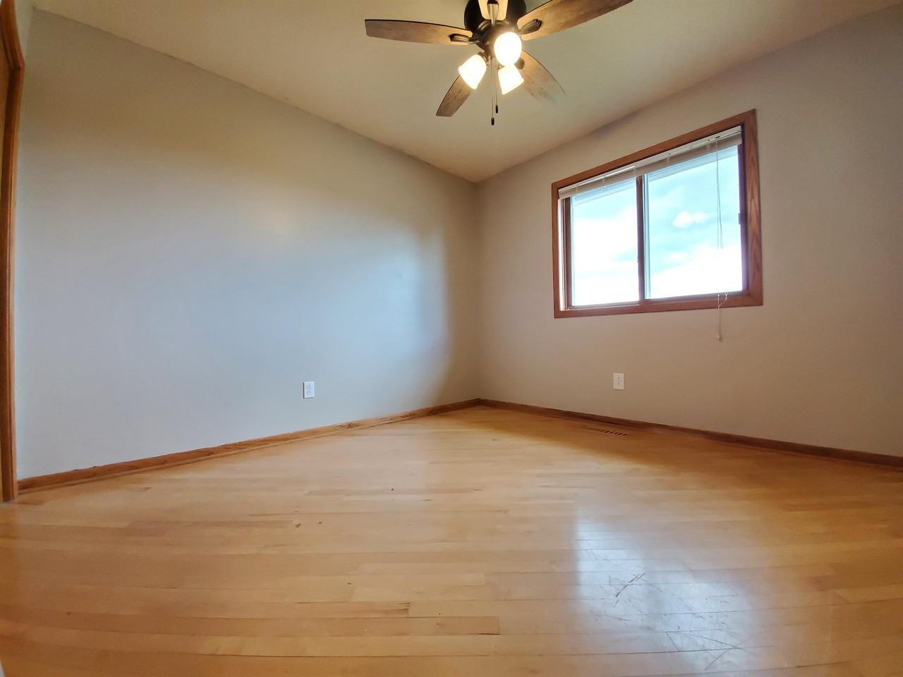 3828 9th Ave Sw #1 - Photo 6 of 21