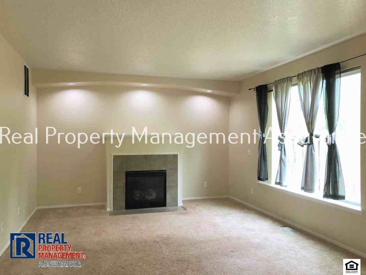 6137 Sw Fountain Grove Ter - Photo 3 of 37