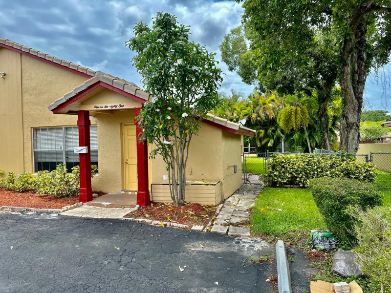 11281 Nw 39th St #2 - Photo 2 of 26