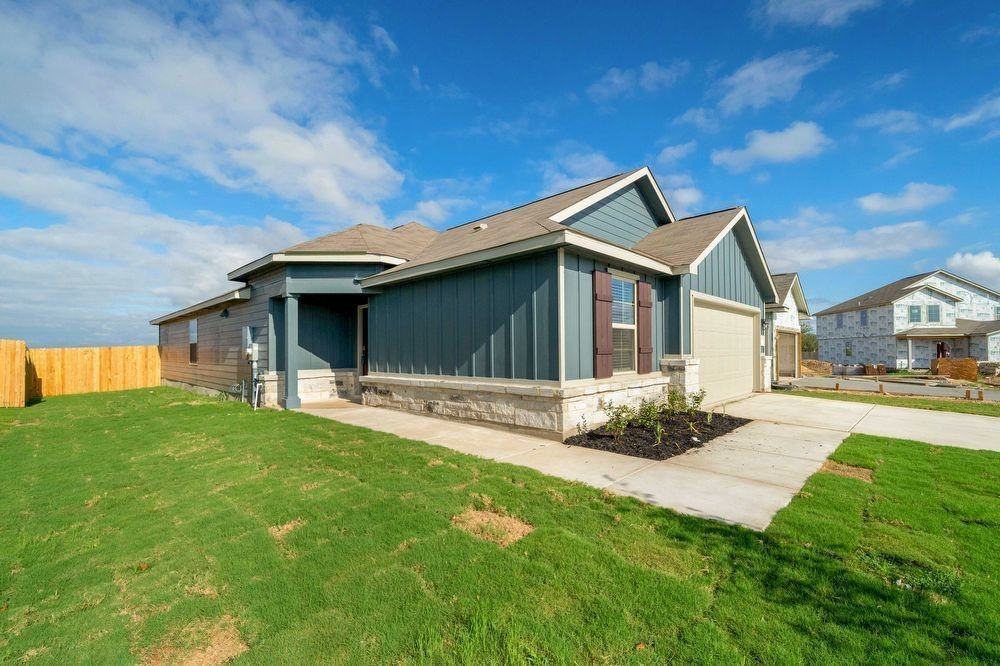 1393 Kelly River St - Photo 3 of 26