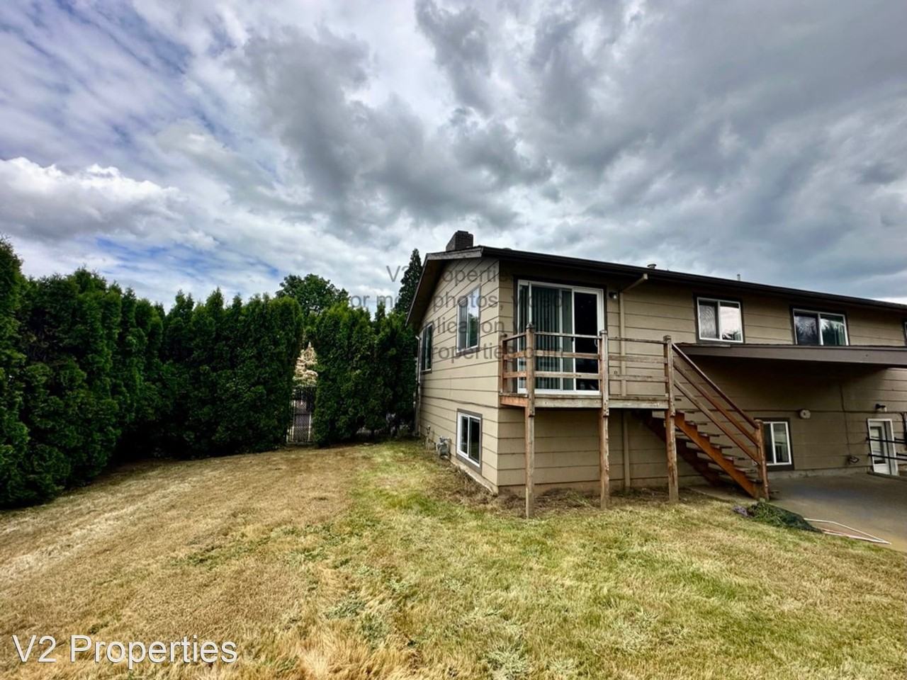 2805 Ne 131st Ave - Photo 3 of 30