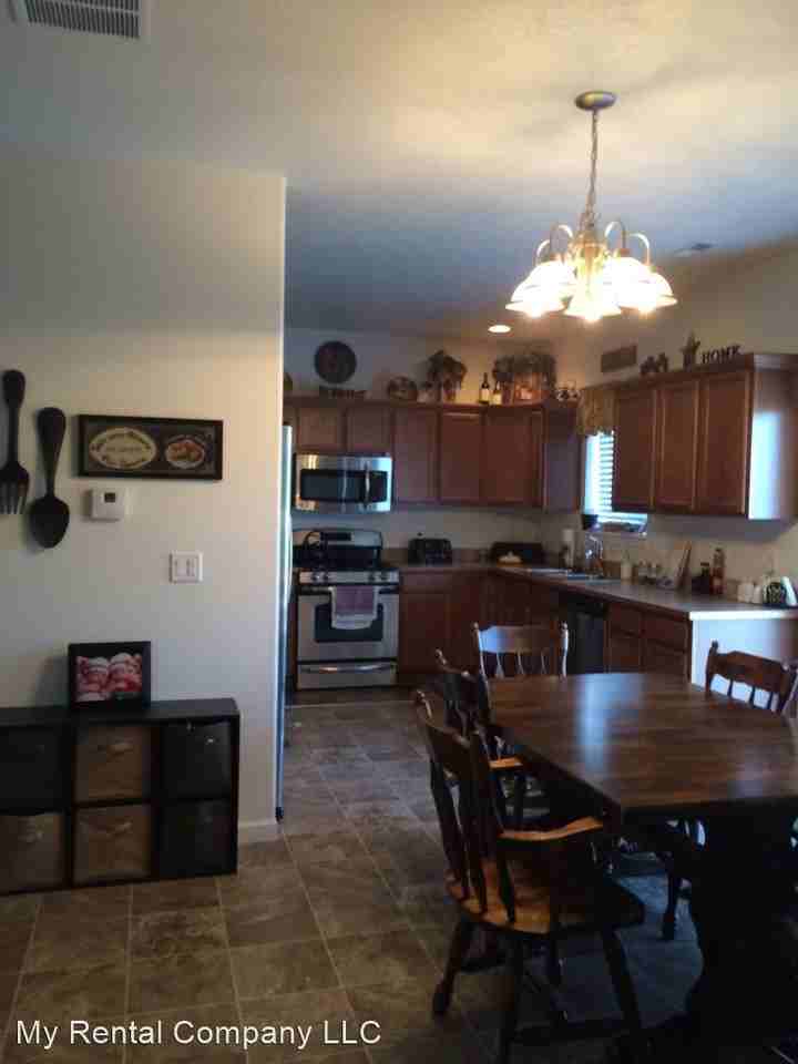 1410 Sw Lost Trail Dr - Photo 3 of 17