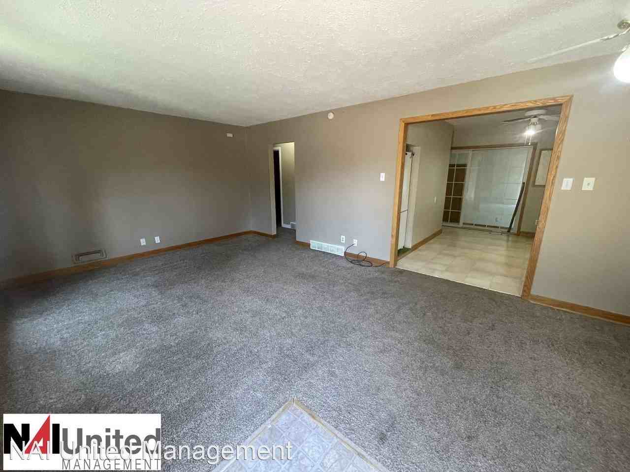 2416 S Clinton St - Photo 2 of 8