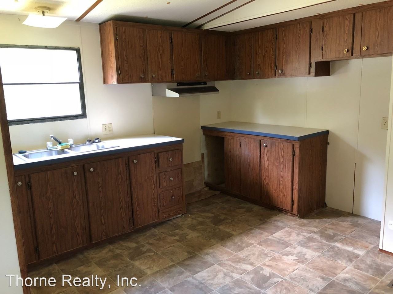 502 W Pitt St - Photo 3 of 21