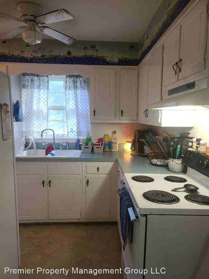 14208 Springfield Ln - Photo 3 of 4