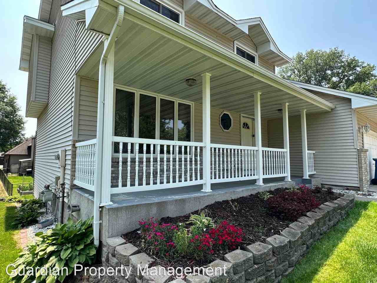 136 71 1/2 Way Ne - Photo 3 of 26