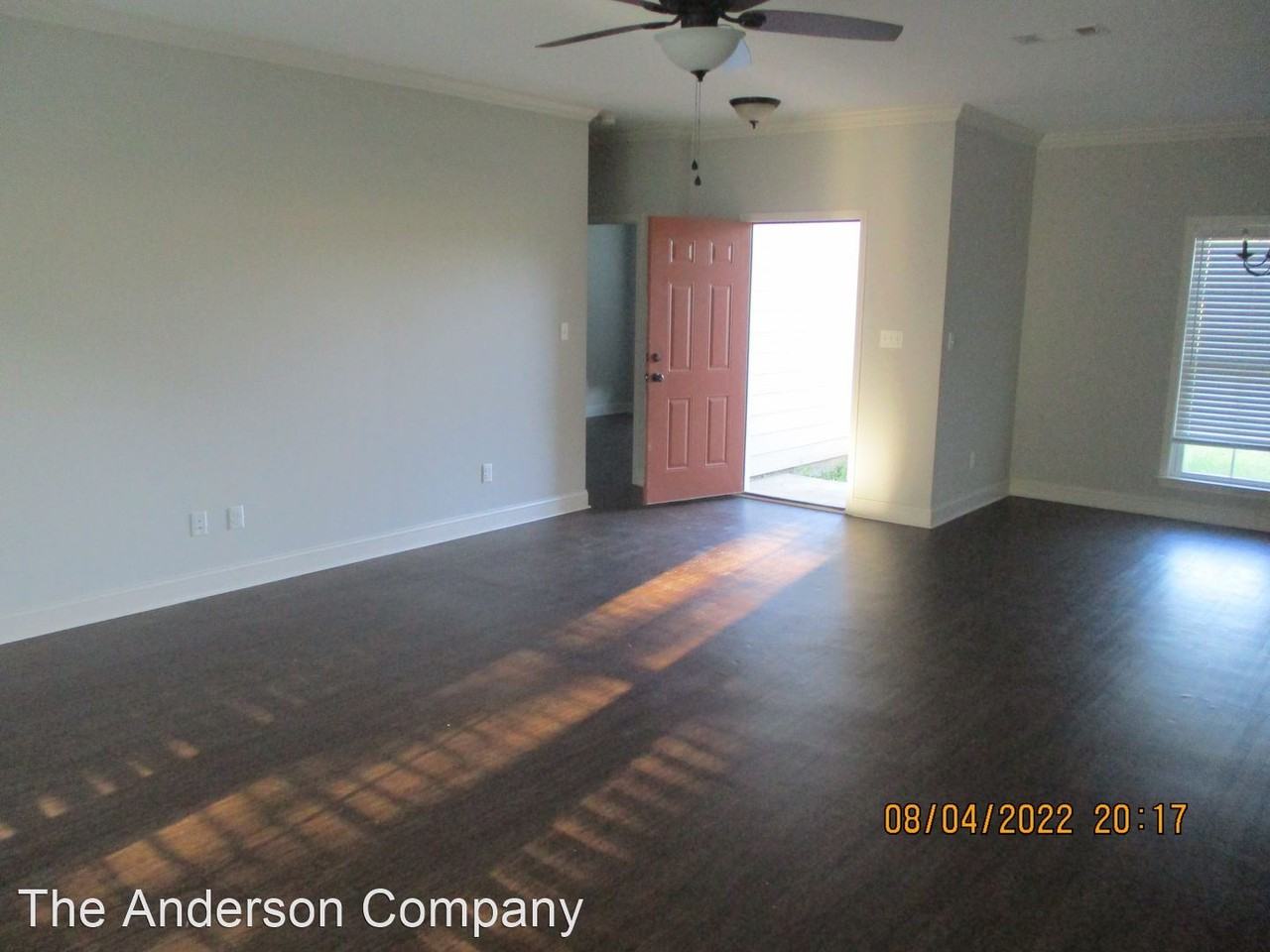 137 White Oak Dr - Photo 2 of 11