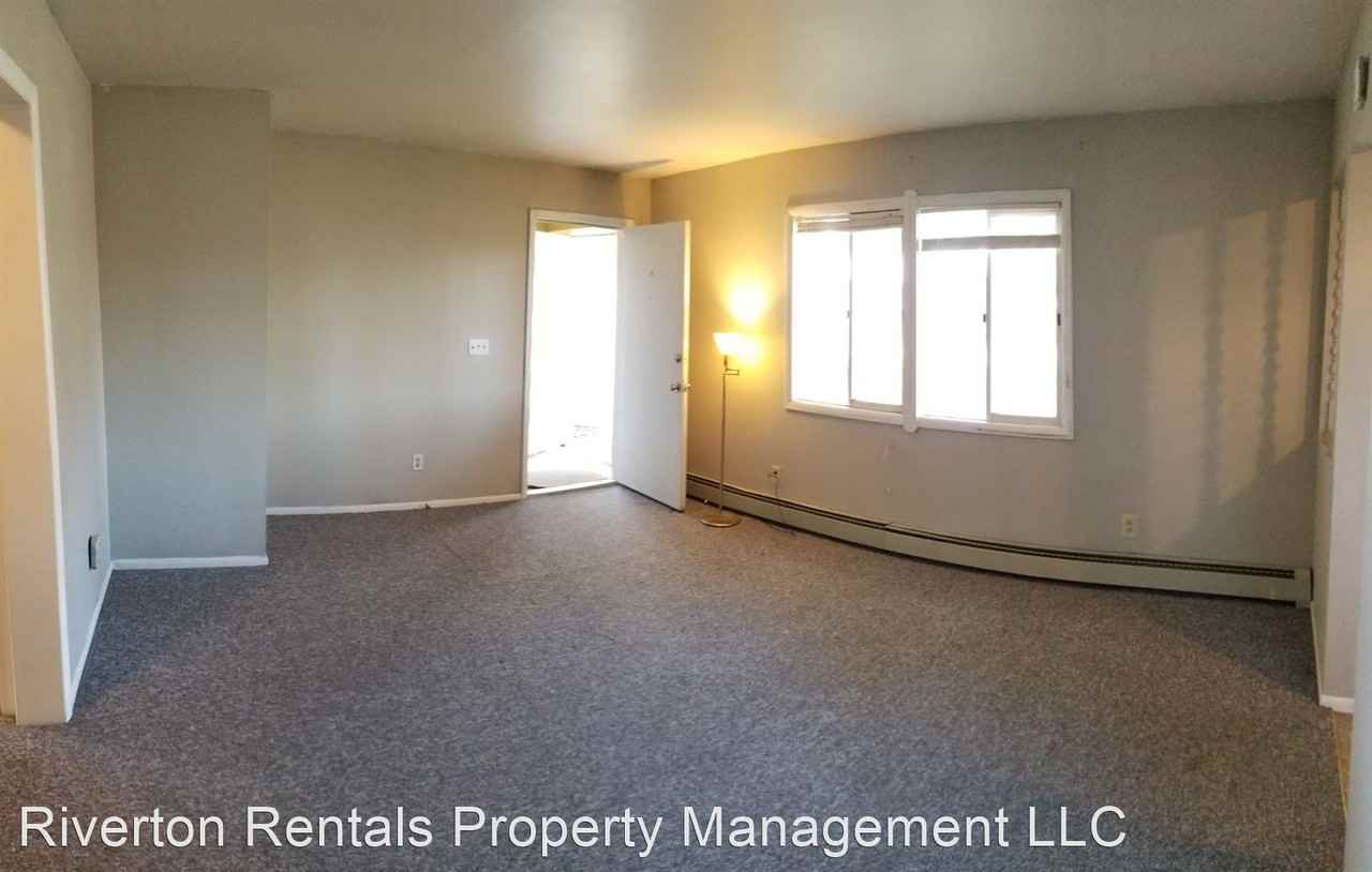 805 Northpointe Cir. - Photo 3 of 15