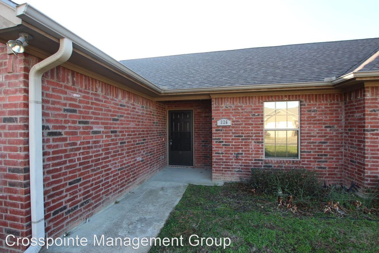 Village Court - Photo 2 of 32