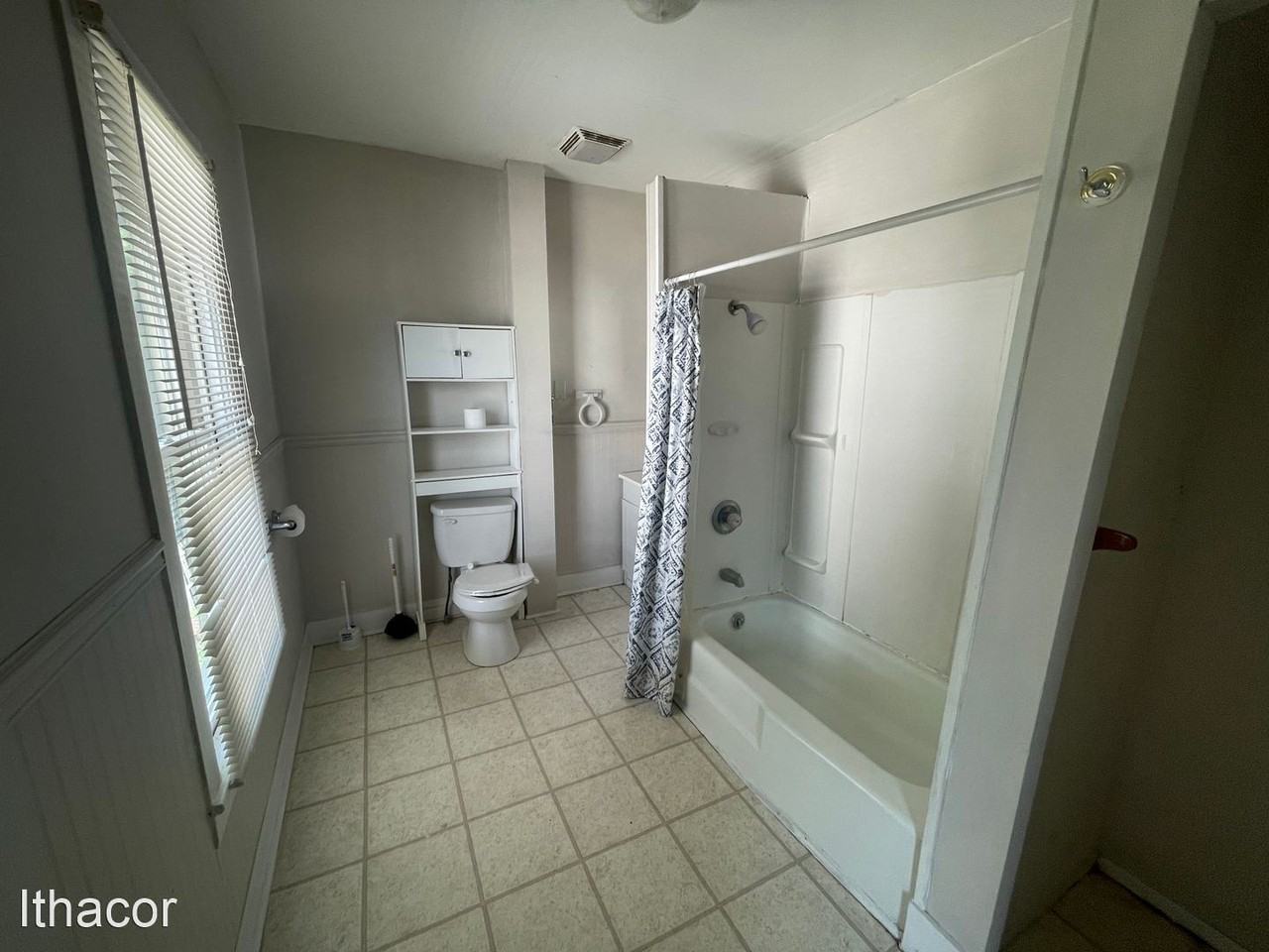 21 Sands St - Photo 2 of 13